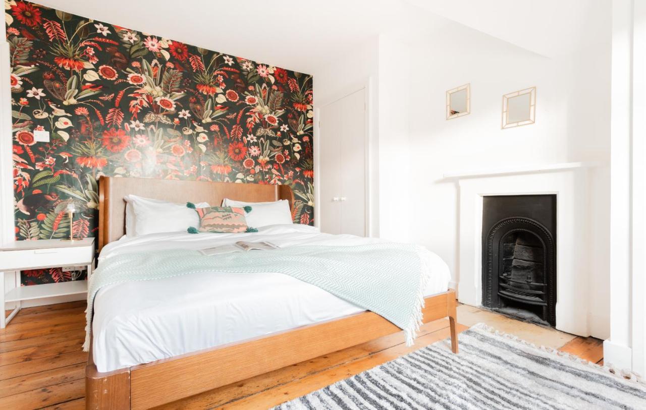 The Glasshouse Escape - 5Bdr Jewel Villa Oxford Bagian luar foto
